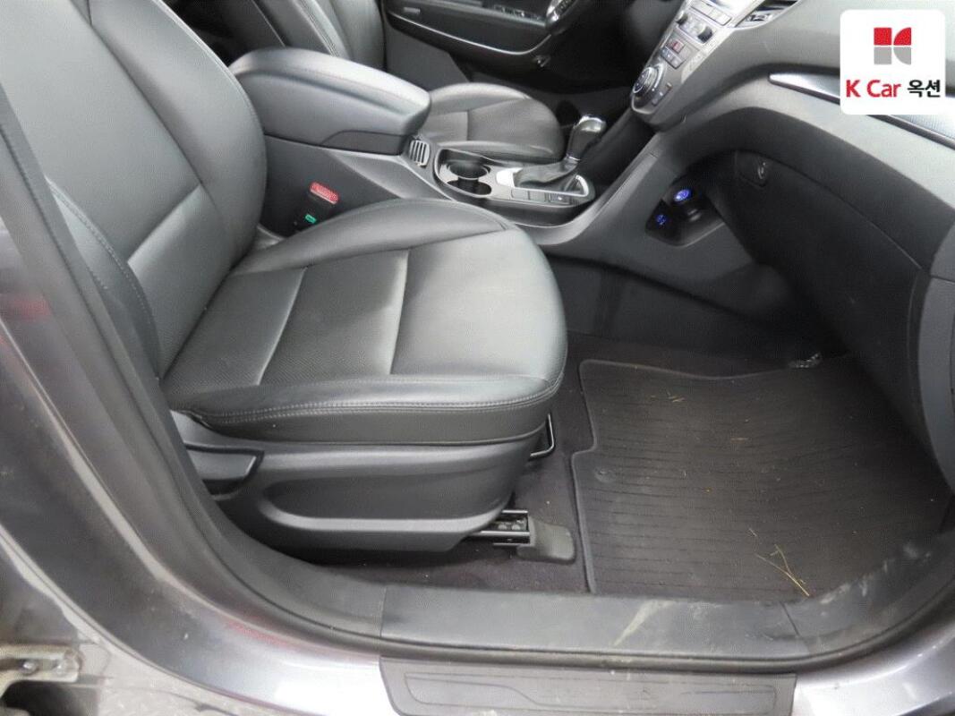 Hyundai SantaFe (2016)