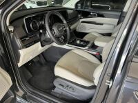 Kia Carnival (2023)