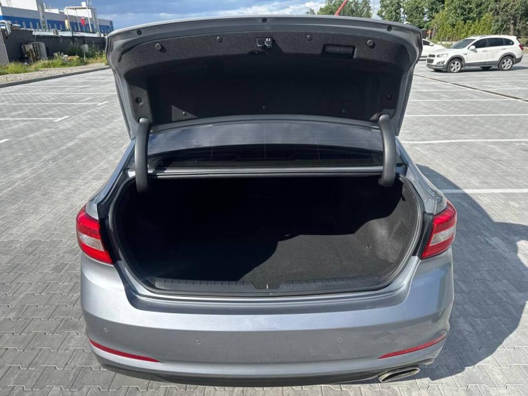 Hyundai Sonata (2015)