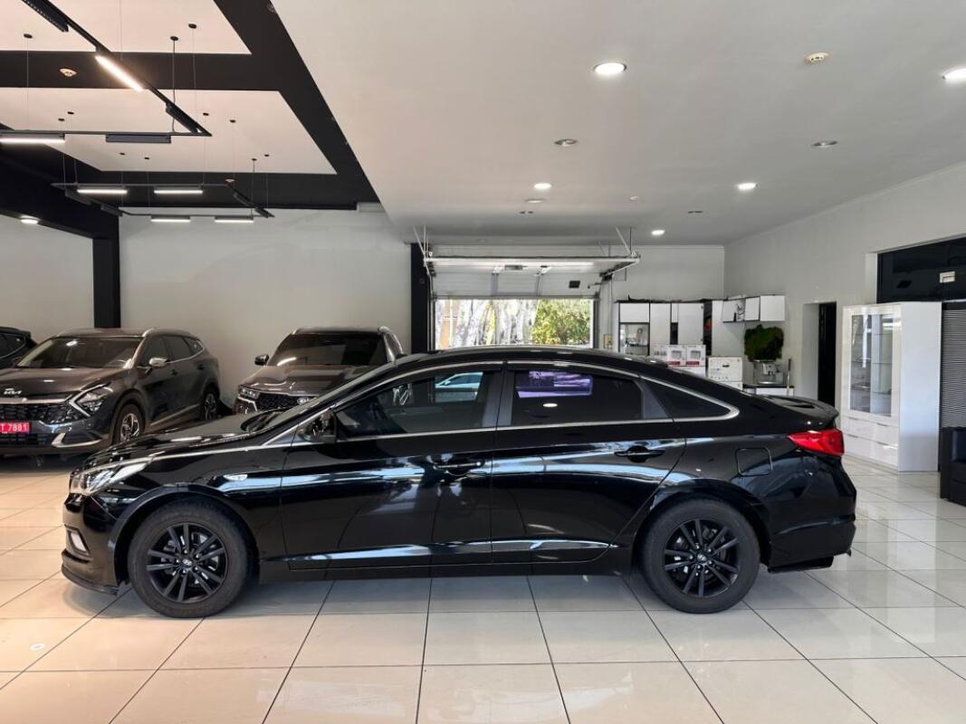 Hyundai Sonata (2017)