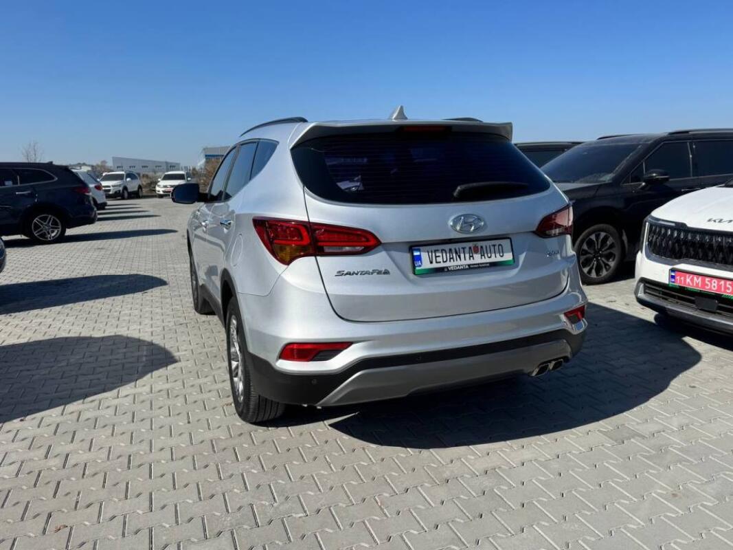 Hyundai SantaFe (2017)