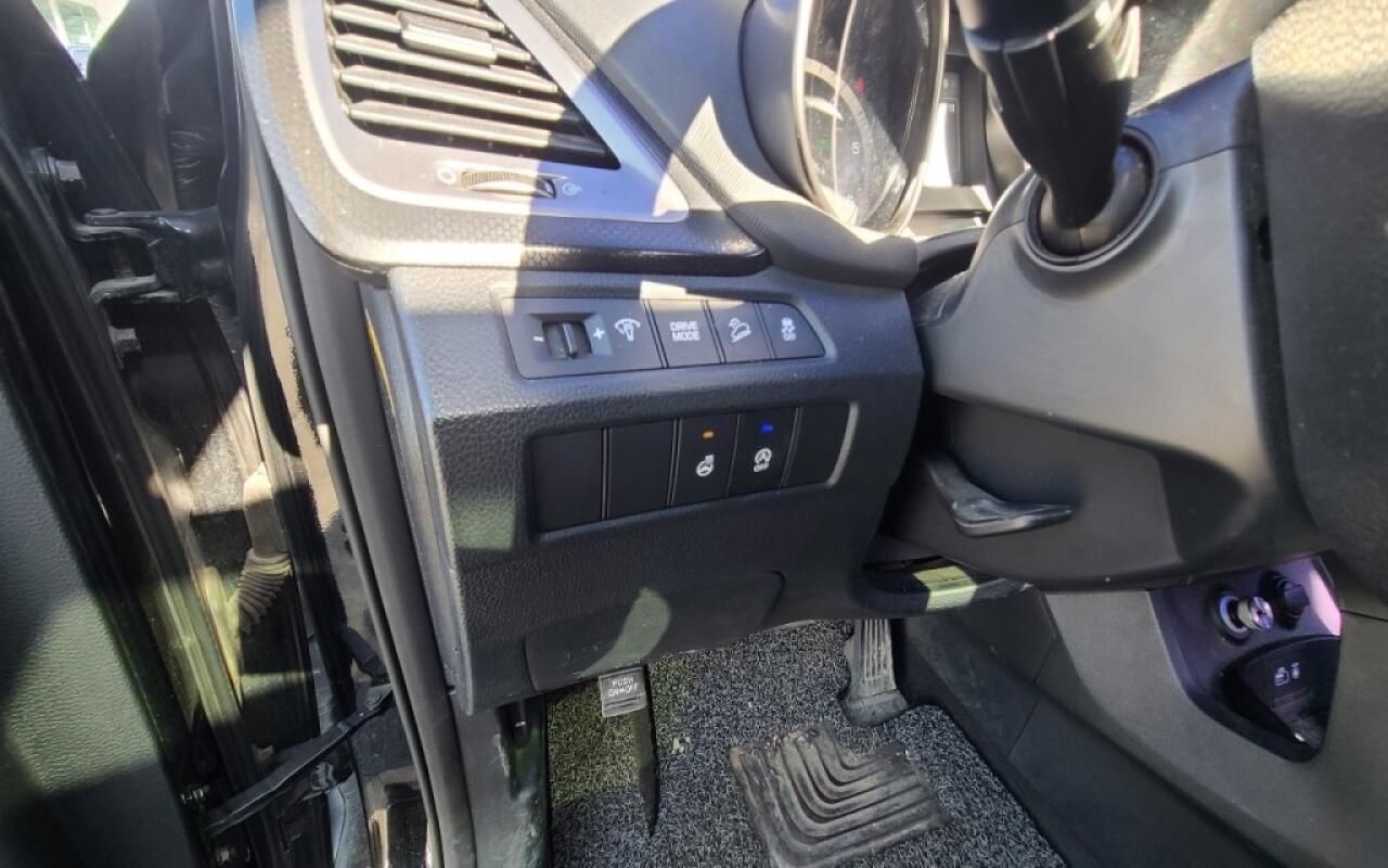 Hyundai SantaFe (2015)