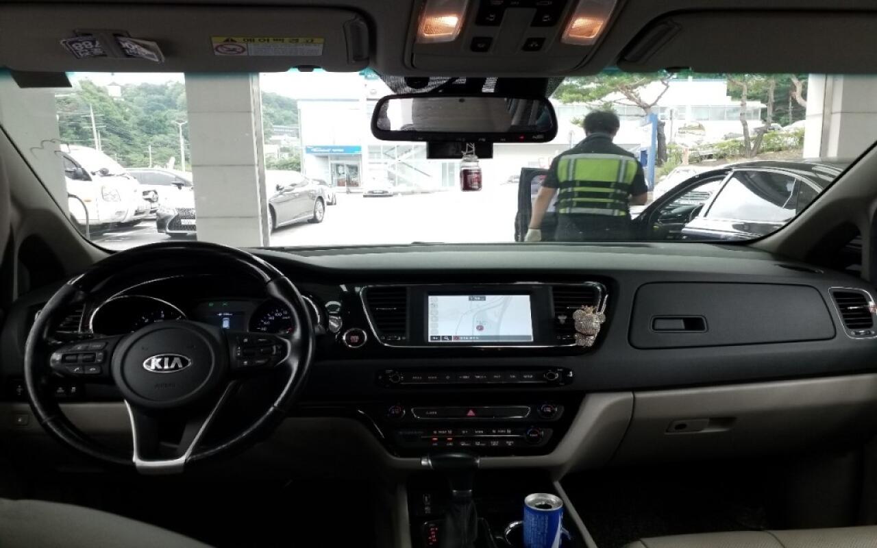 Kia Carnival (2020)
