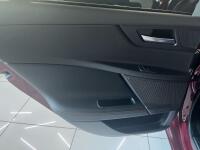 Jaguar XE (2016)