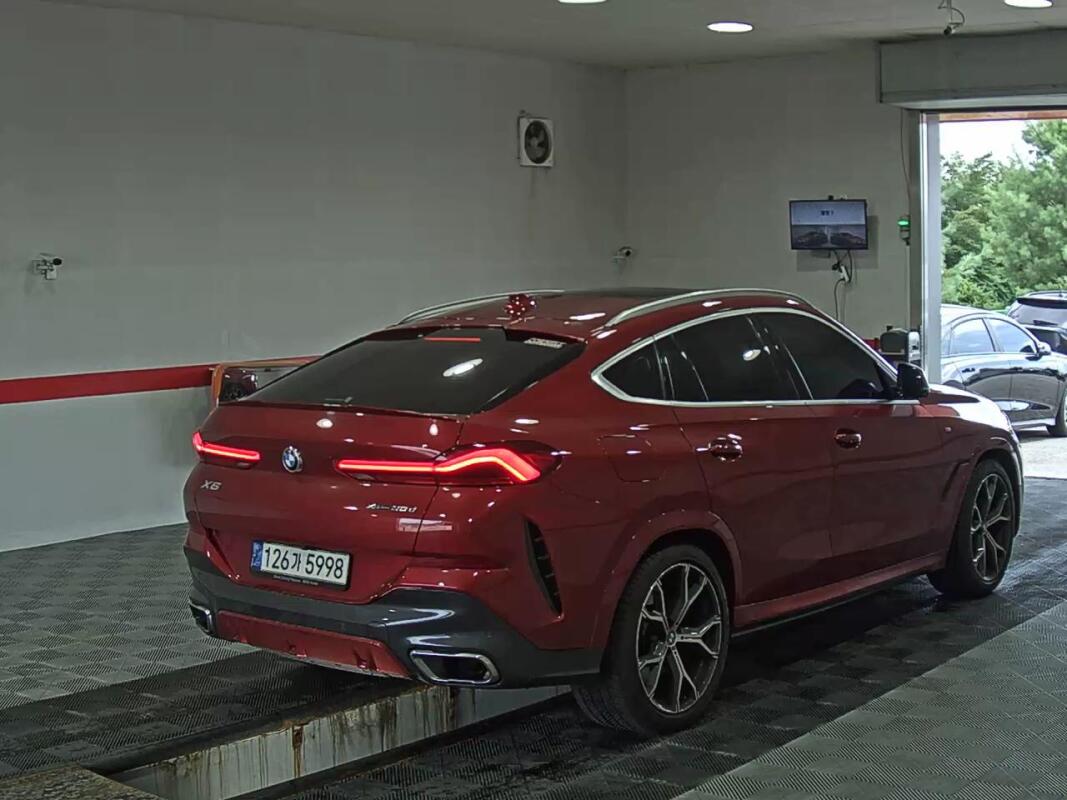 BMW X6 (2020)