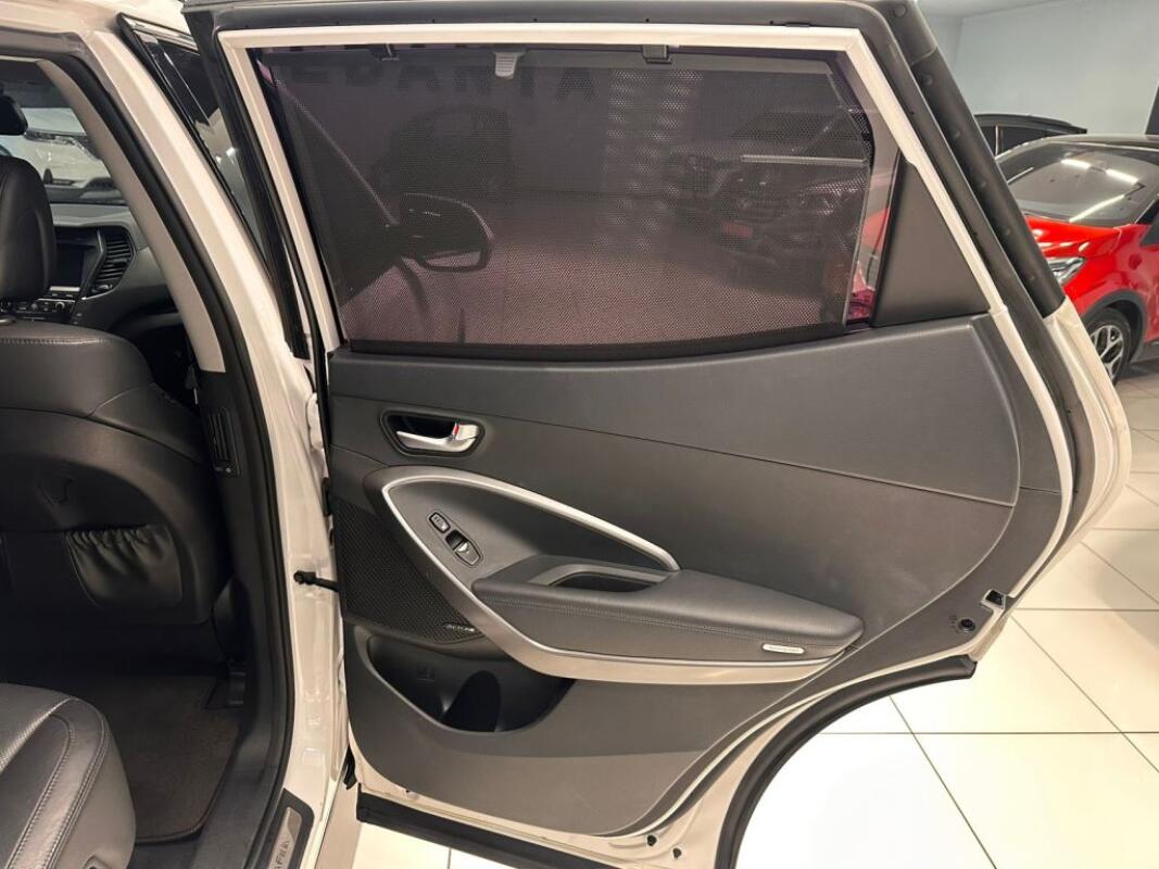 Hyundai SantaFe (2015)