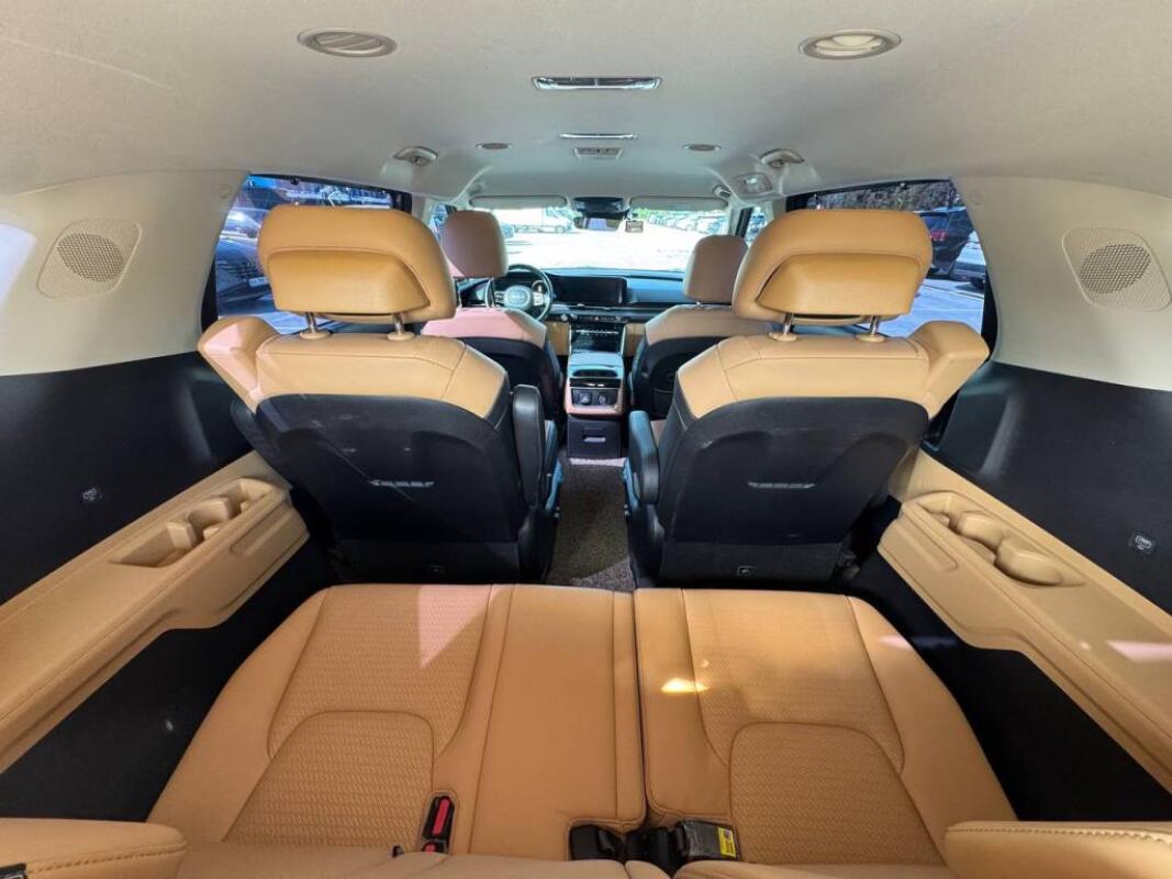 Kia Carnival (2021)