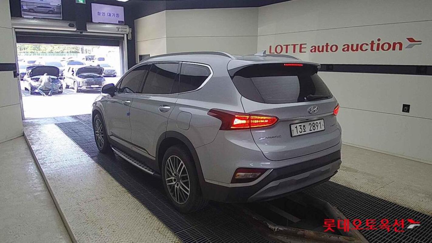 Hyundai SantaFe (2018)