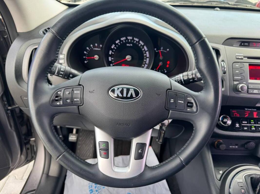 Kia Sportage (2012)