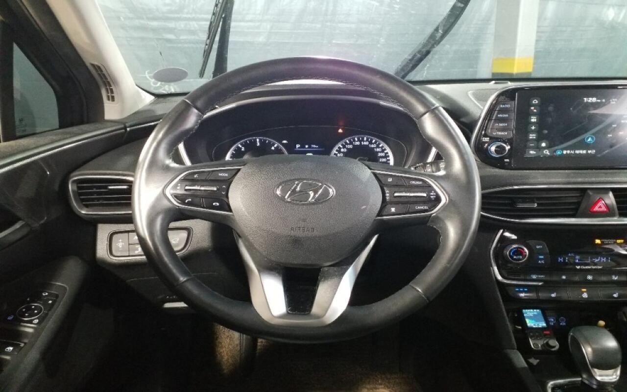 Hyundai SantaFe (2019)