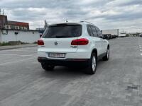Volkswagen Tiguan (2015)