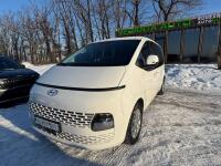 Hyundai Staria (2024)