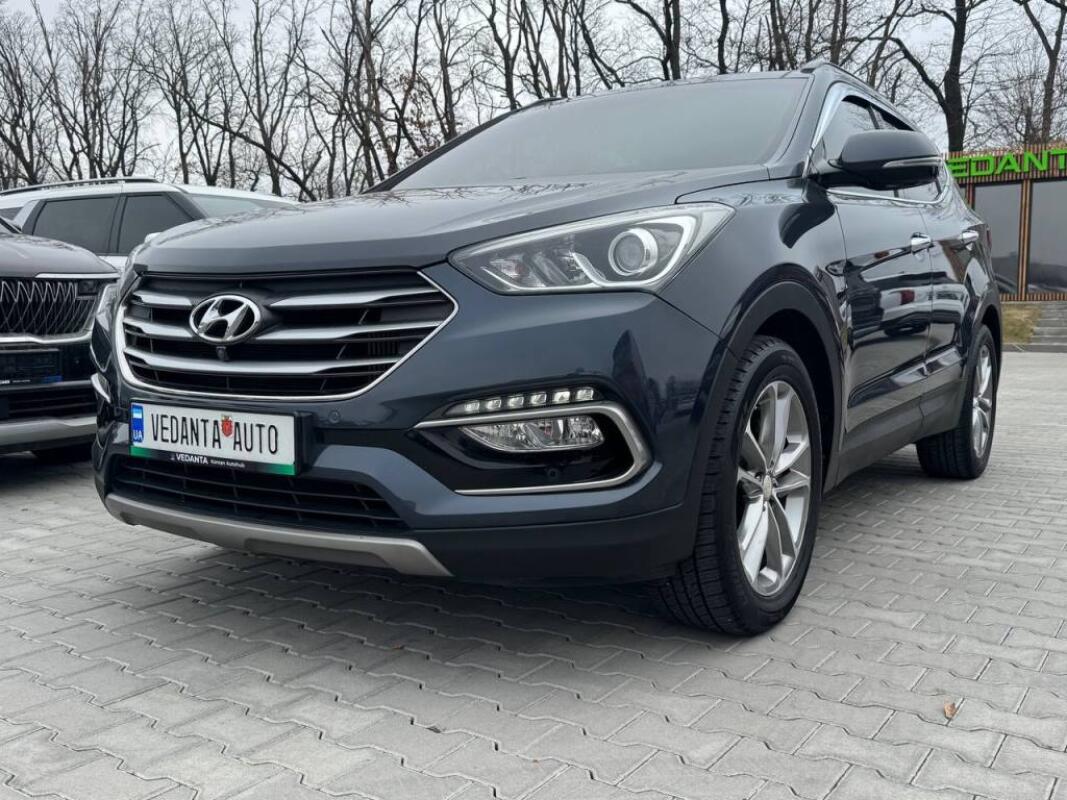 Hyundai SantaFe (2016)