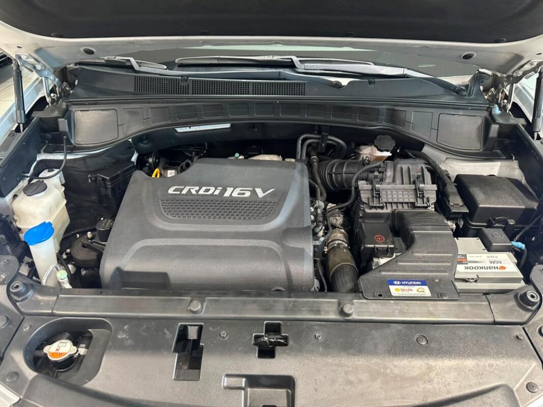 Hyundai SantaFe (2016)