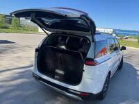 Kia Carnival (2023)