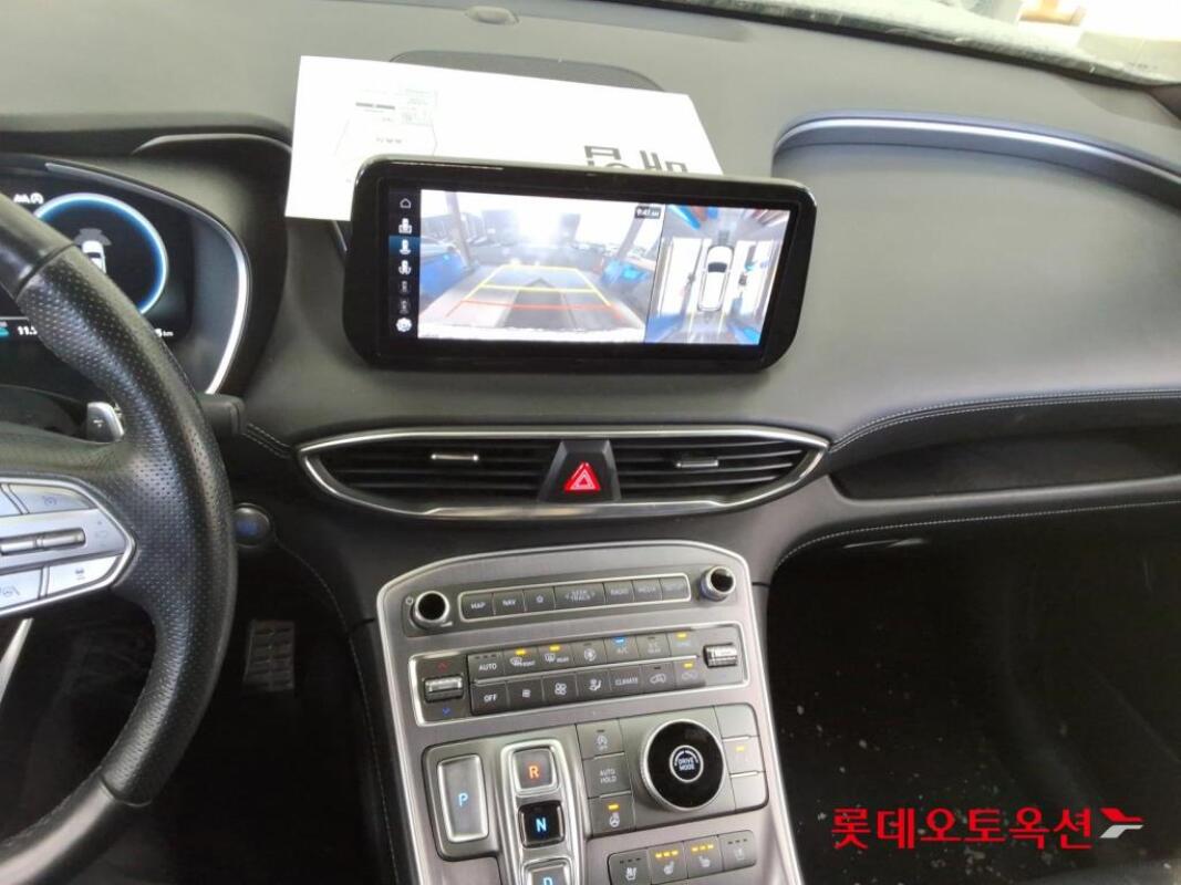 Hyundai SantaFe (2021)