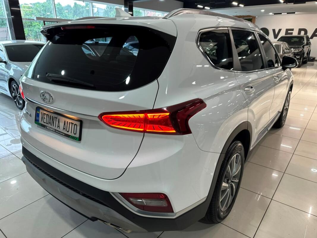 Hyundai SantaFe (2019)