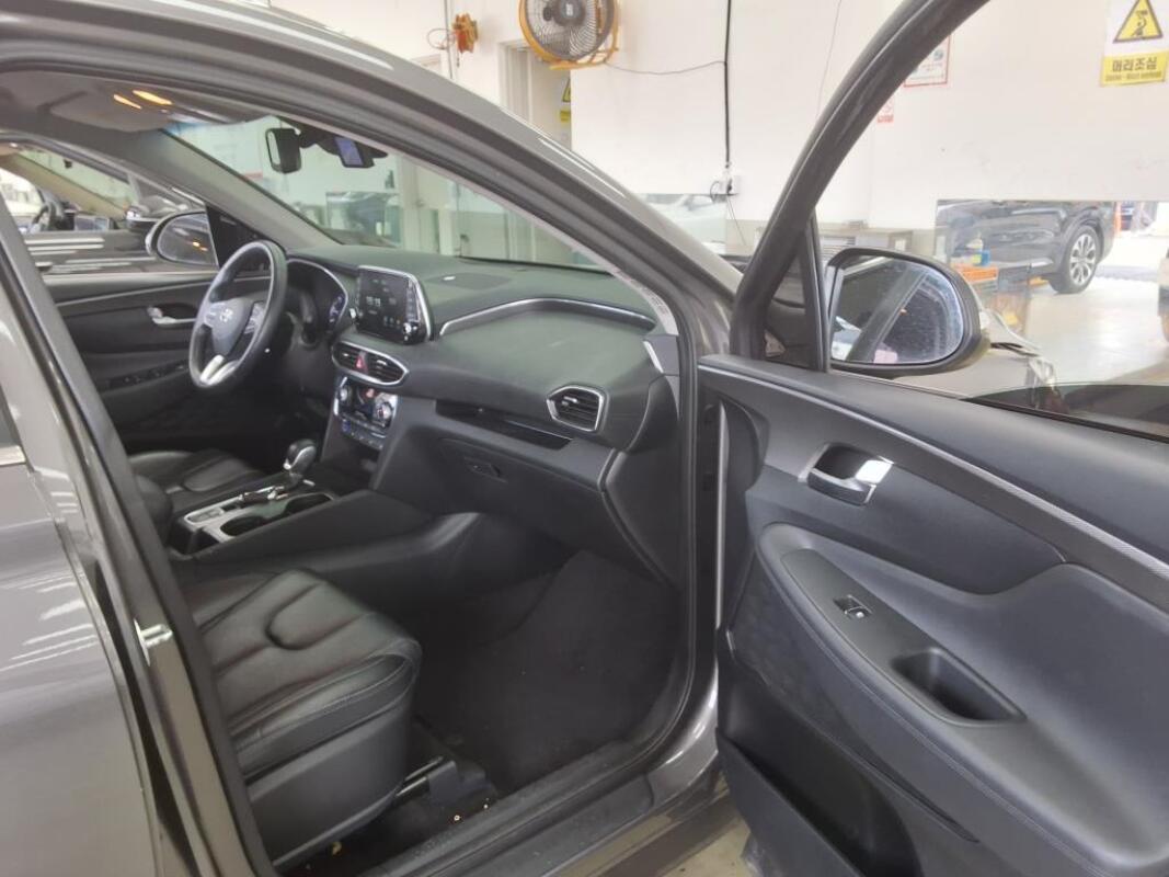 Hyundai SantaFe (2019)