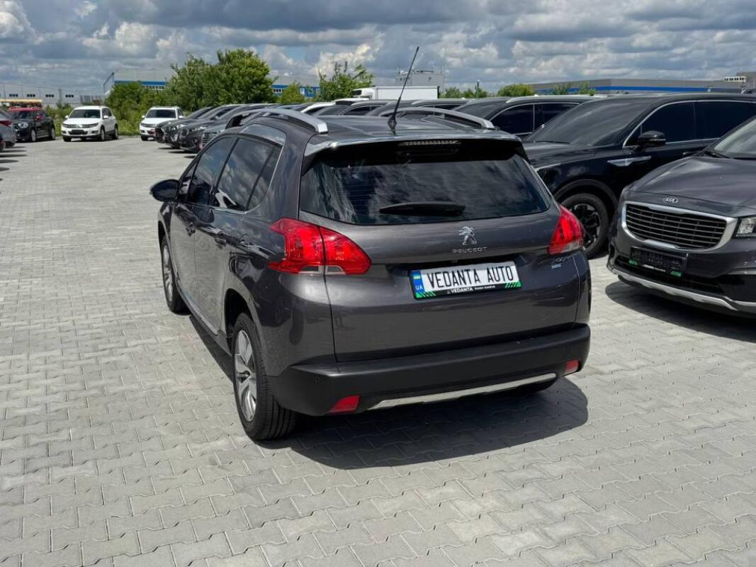 Peugeot 2008 (2015)