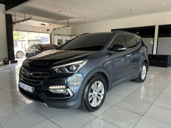 Hyundai SantaFe (2015)