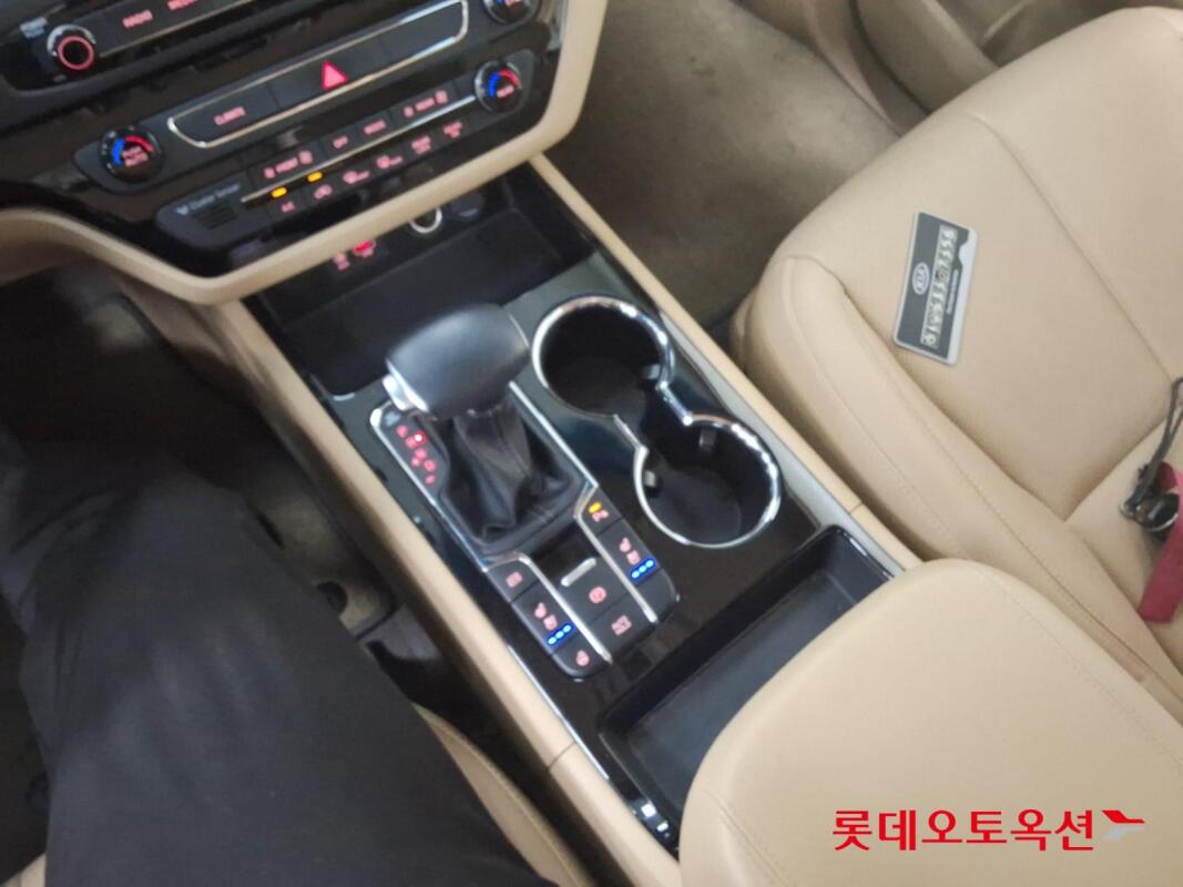 Kia Carnival (2018)