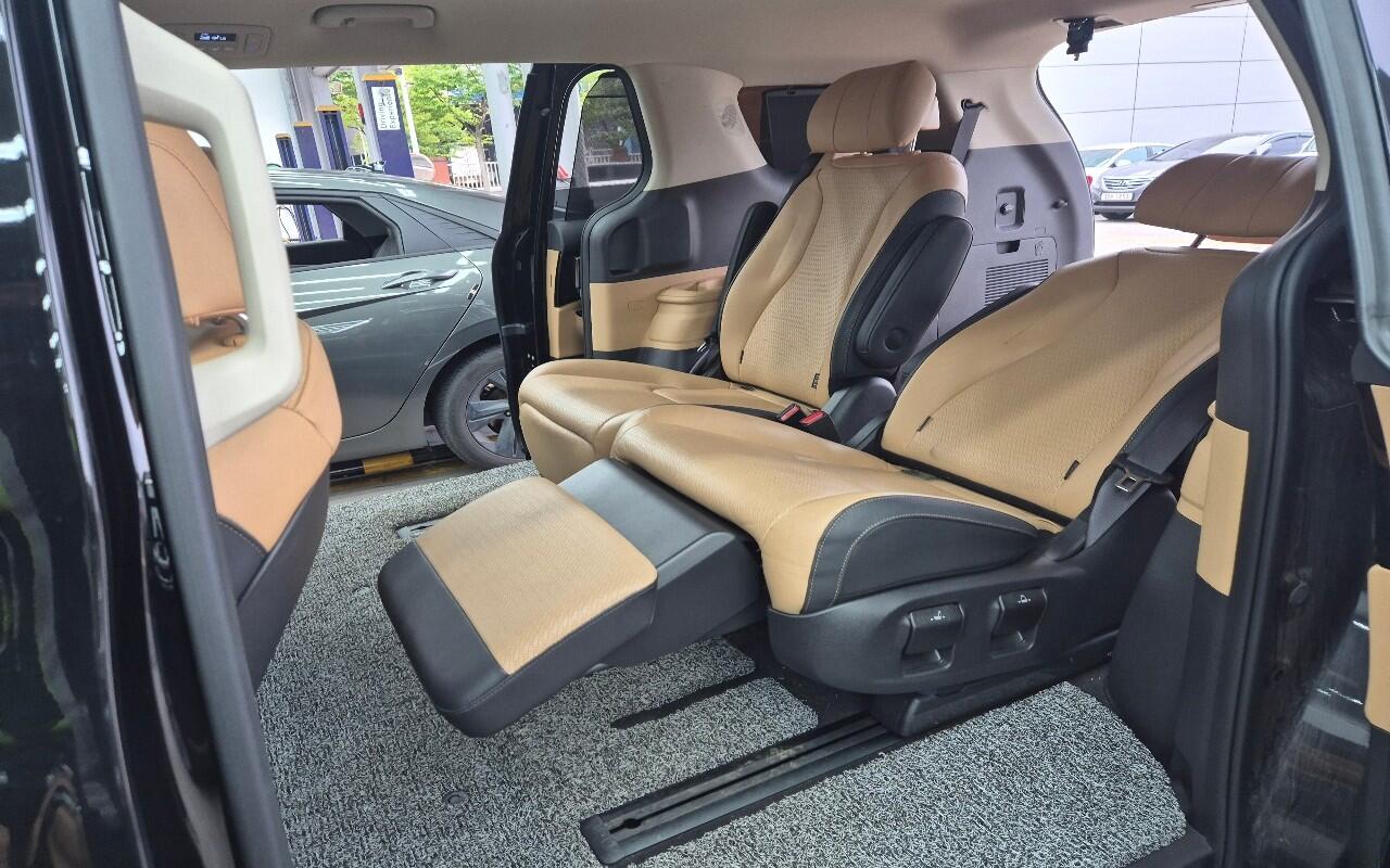 Kia Carnival (2023)