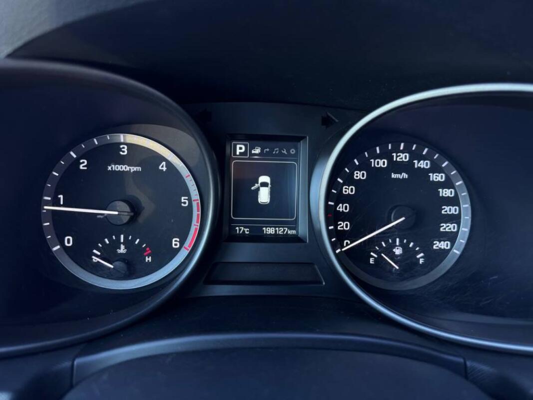 Hyundai SantaFe (2015)