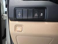 Kia Carnival (2015)