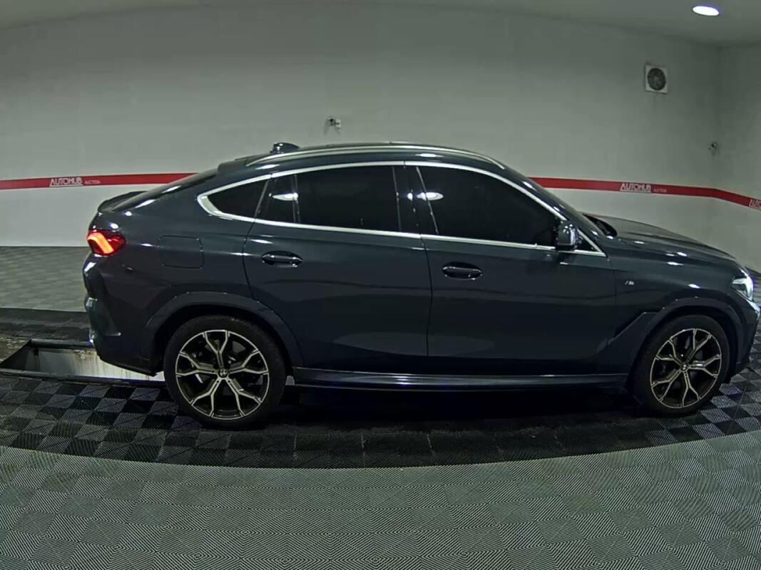 BMW X6 (2020)