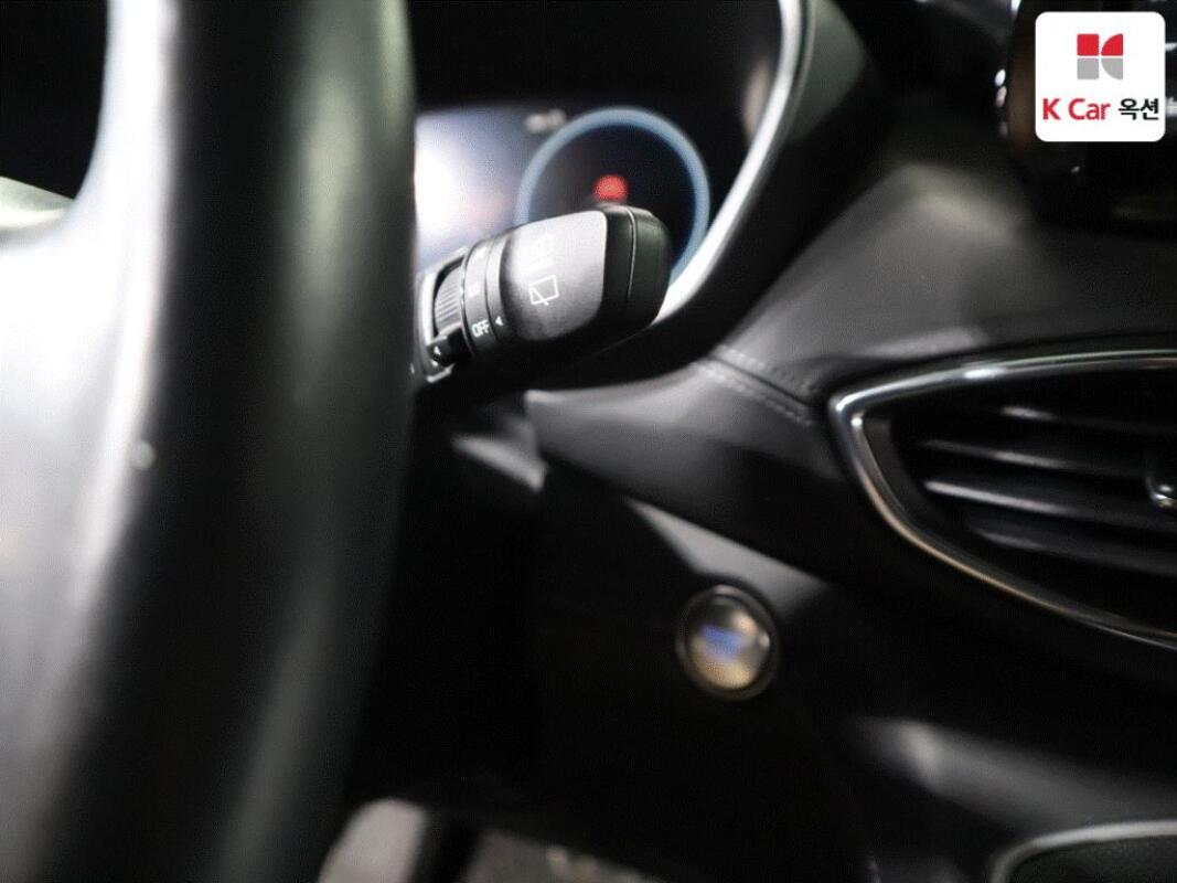 Hyundai SantaFe (2020)