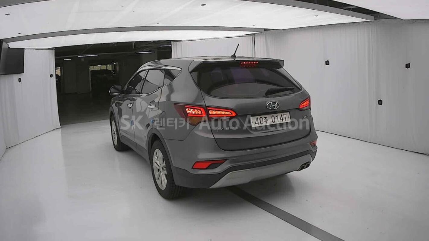 Hyundai SantaFe (2016)