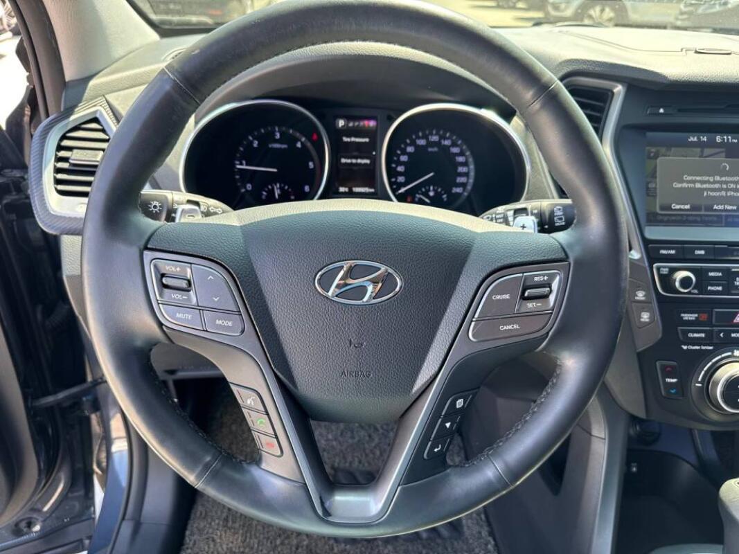 Hyundai SantaFe (2017)