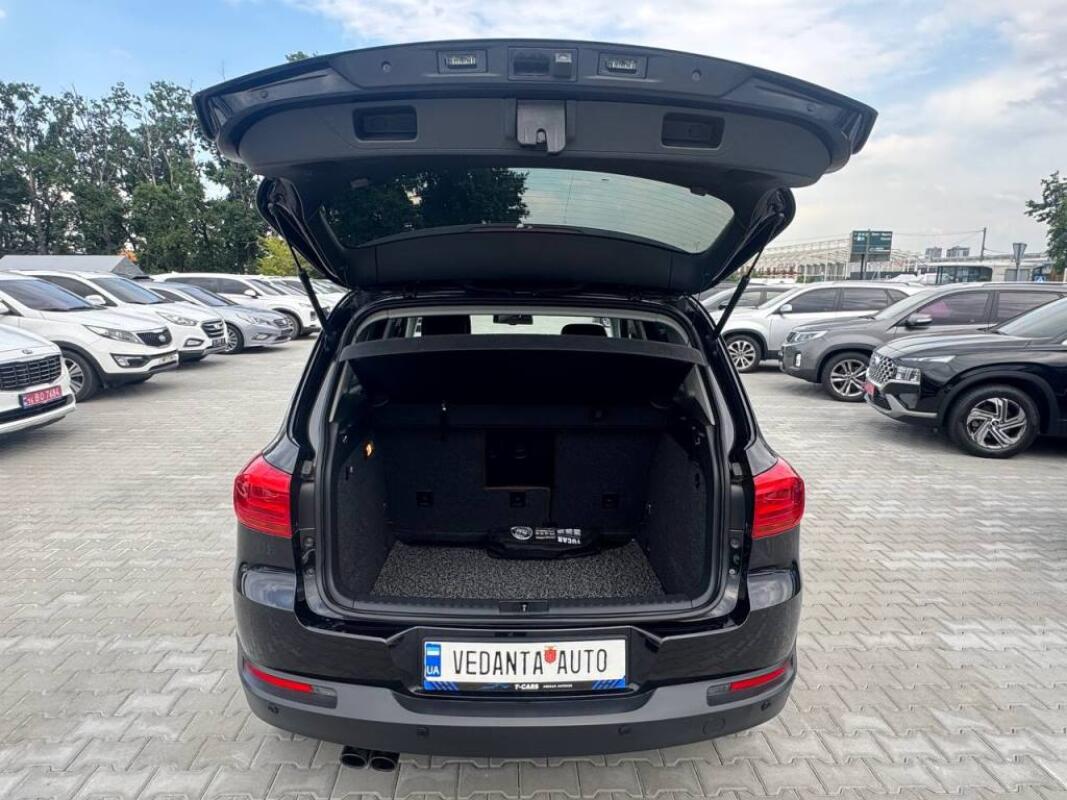 Volkswagen Tiguan (2015)