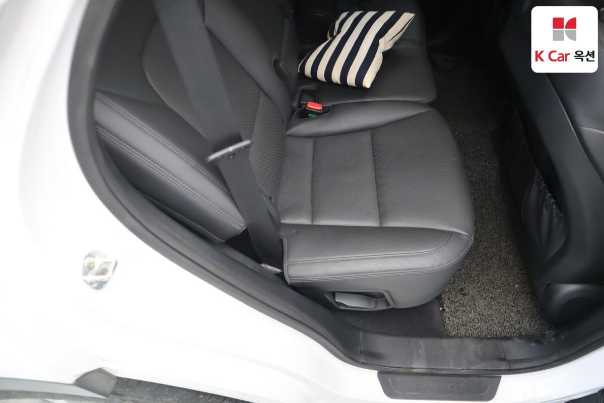 Hyundai SantaFe (2016)