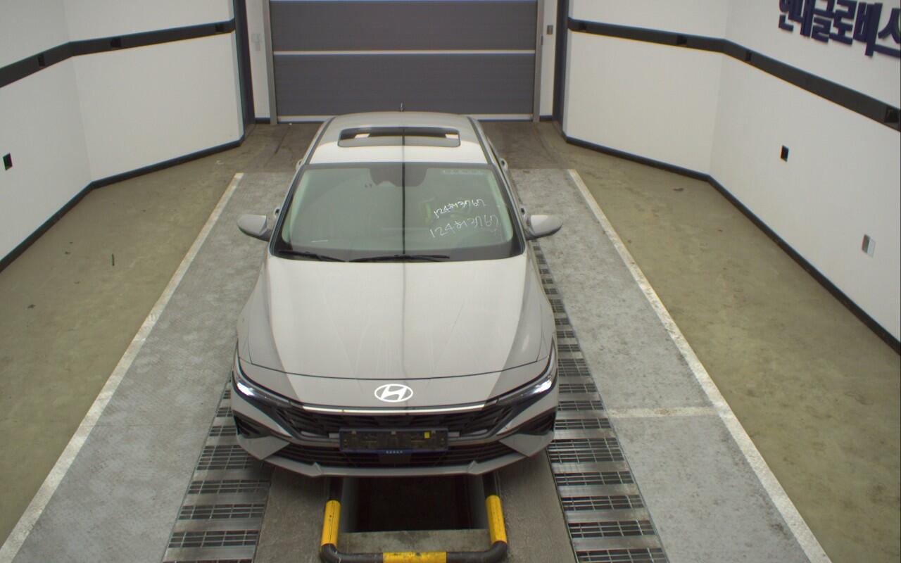 Hyundai Avante (2024)