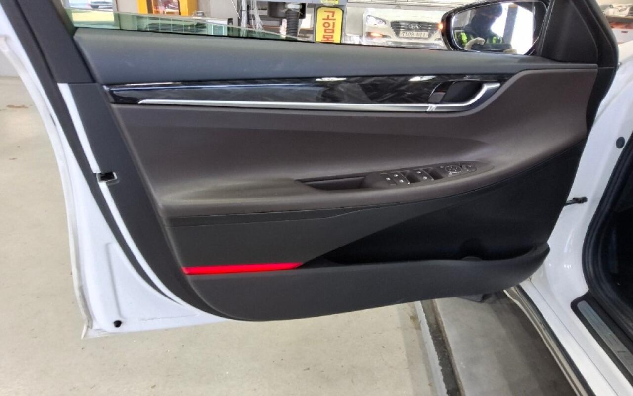 Hyundai Grandeur (2017)