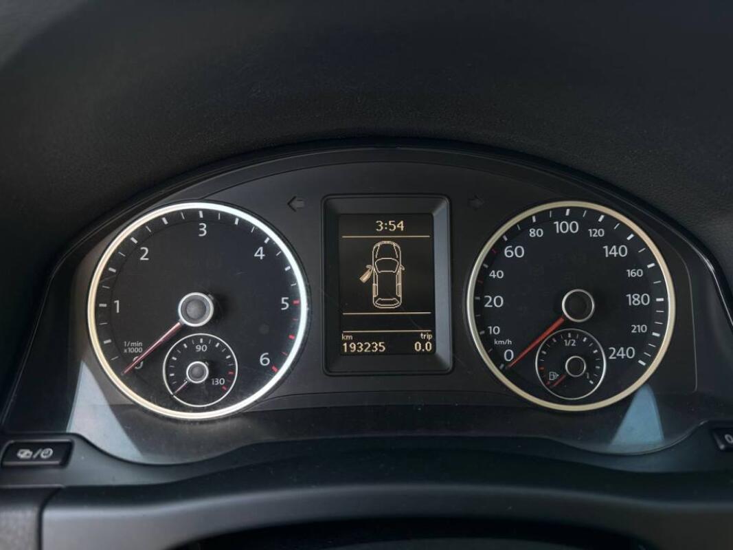 Volkswagen Tiguan (2014)