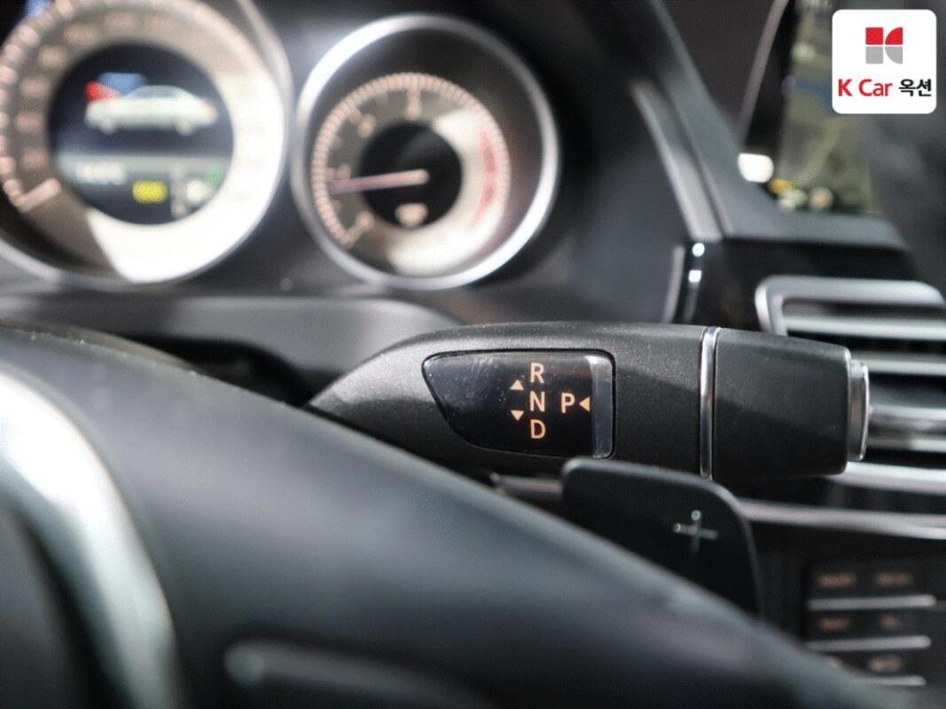 Mercedes E250 (2016)