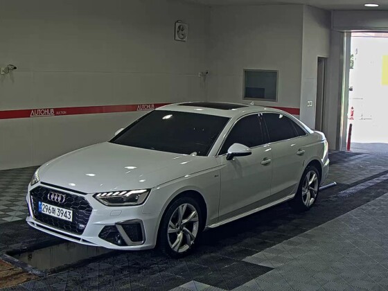 Audi	A4 (2020)