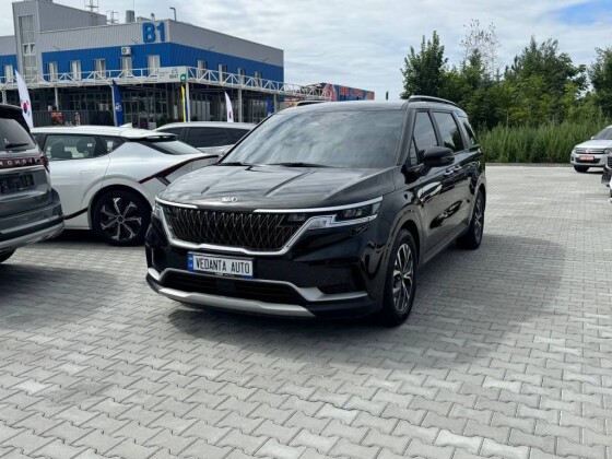 Kia Carnival (2021)
