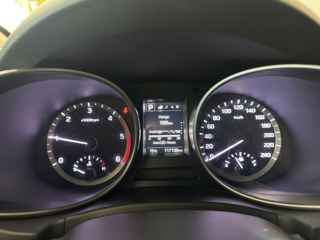 Hyundai SantaFe (2016)