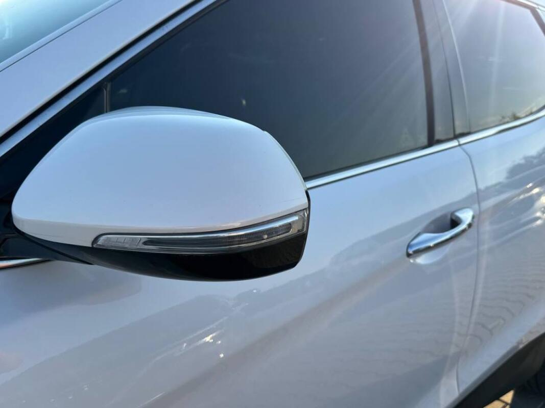 Hyundai SantaFe (2015)