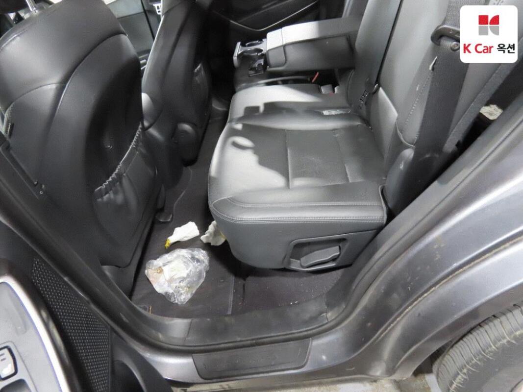 Hyundai SantaFe (2016)