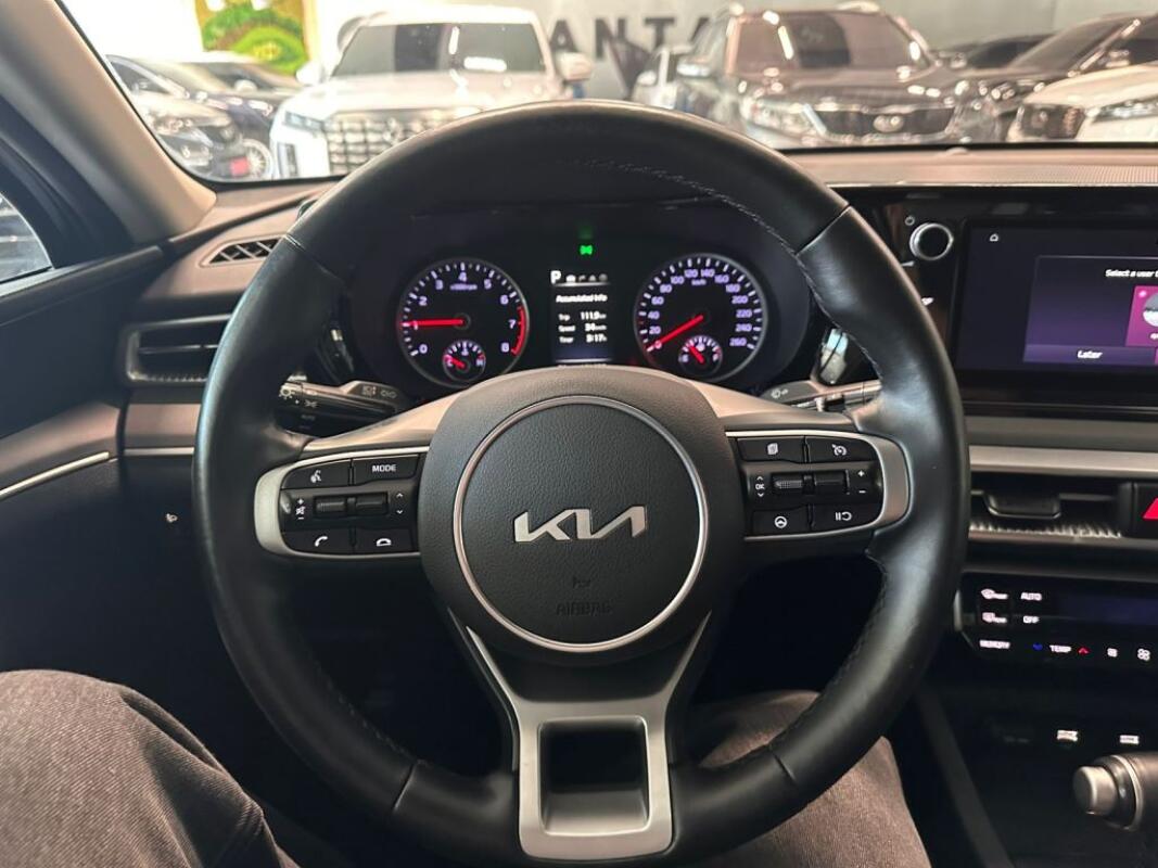 Kia K5 (2022)