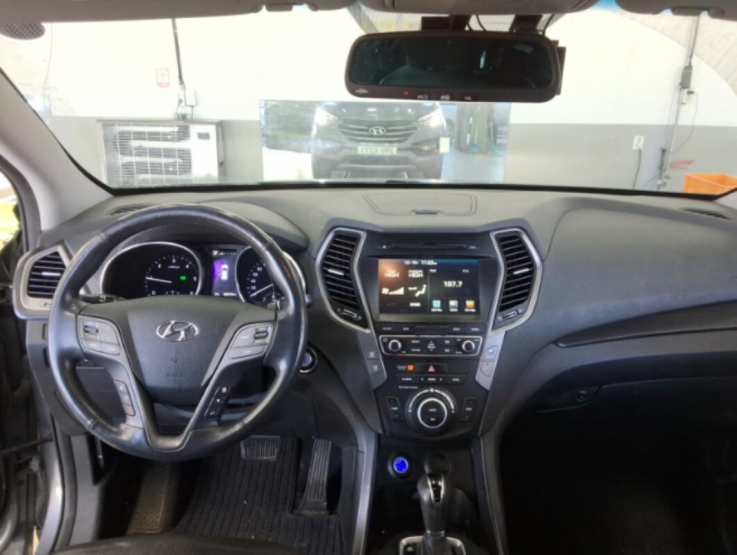 Hyundai SantaFe (2015)