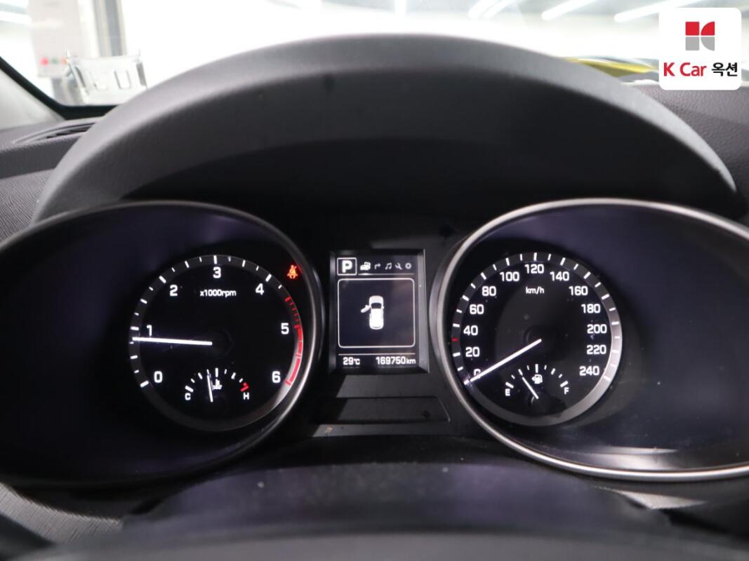 Hyundai Santa Fe (2017)
