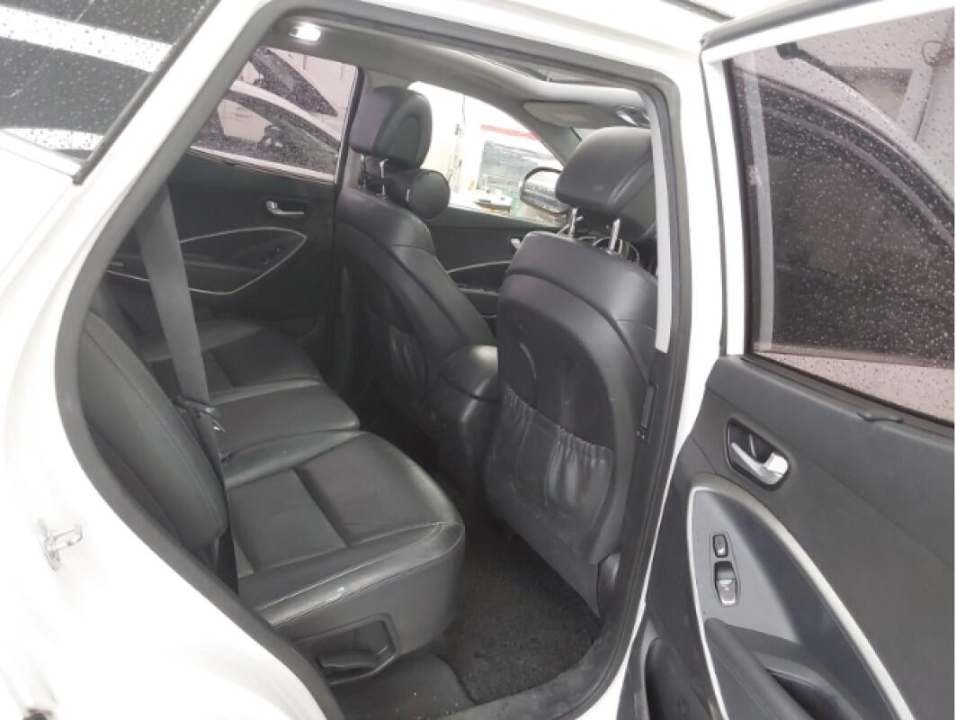 Hyundai SantaFe (2015)