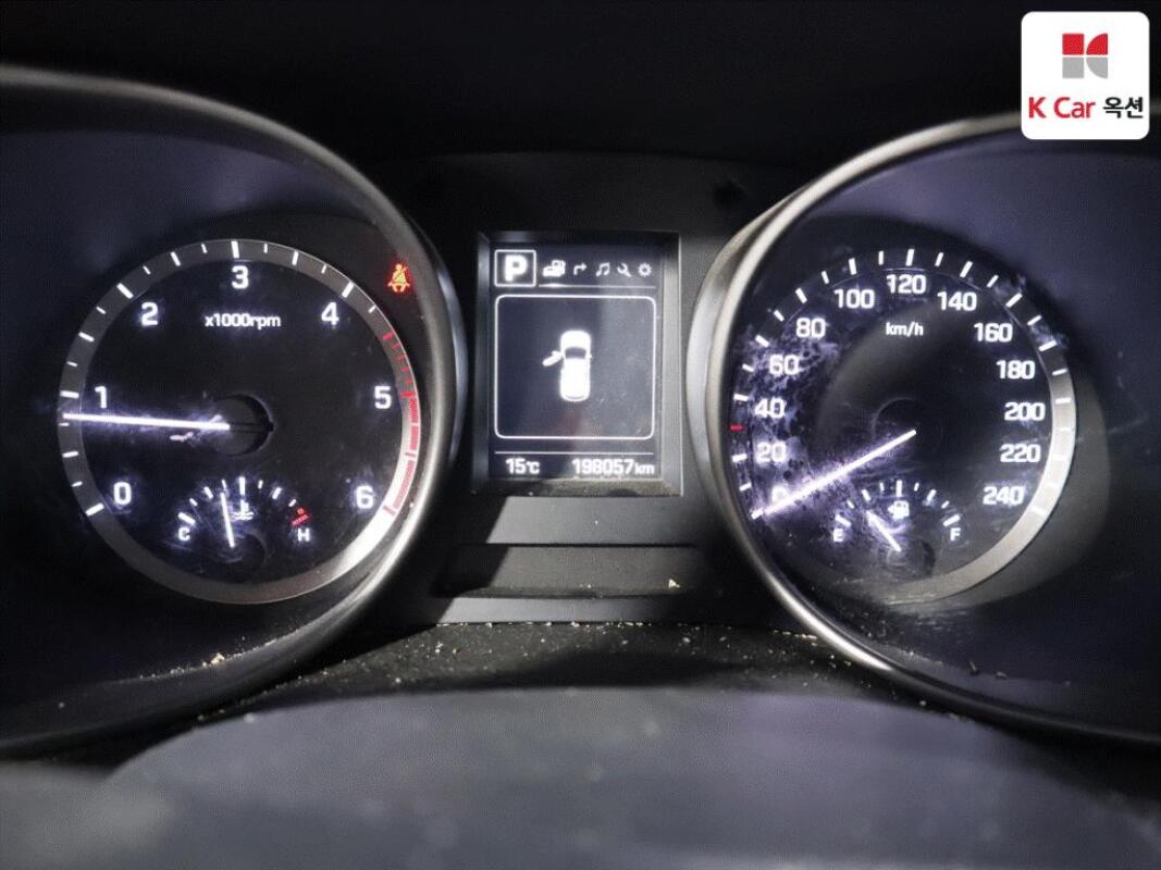 Hyundai SantaFe (2015)