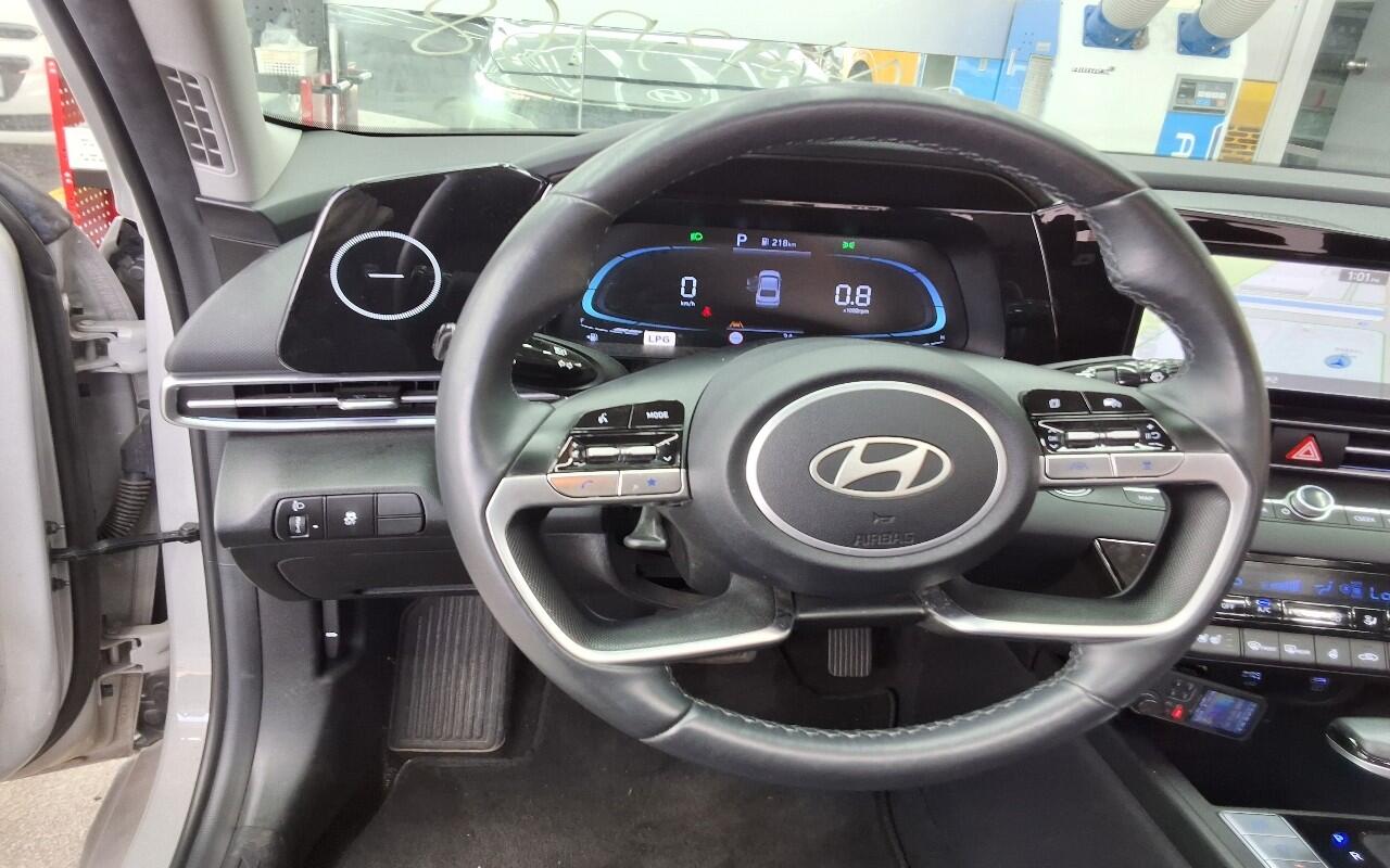 Hyundai Avante (2024)