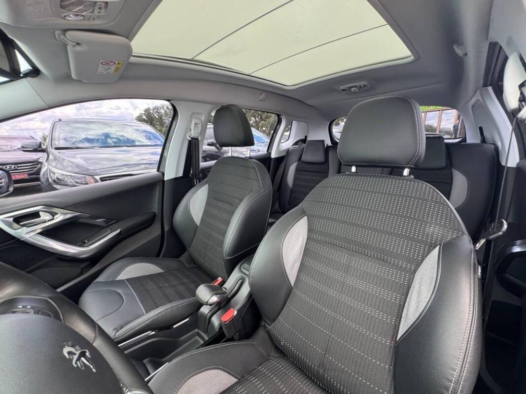 Peugeot 2008 (2015)